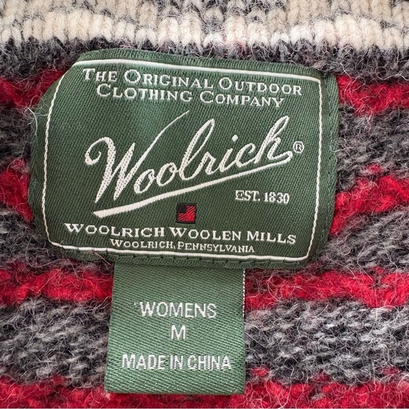 Woolrich Women’s Lamb's Wool Nylon Sweater Pewter Clasp Sweater 9656 Ruby Size M - Picture 5 of 6